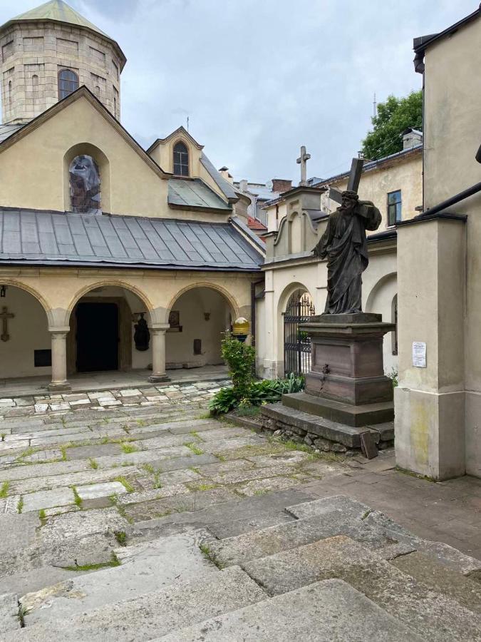Вірменська 14 Центр Не Далеко Від Ж Д Вокзалу Звітні Документи Daire Lviv Dış mekan fotoğraf