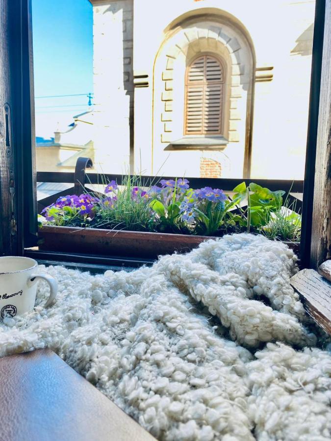 Вірменська 14 Центр Не Далеко Від Ж Д Вокзалу Звітні Документи Daire Lviv Dış mekan fotoğraf