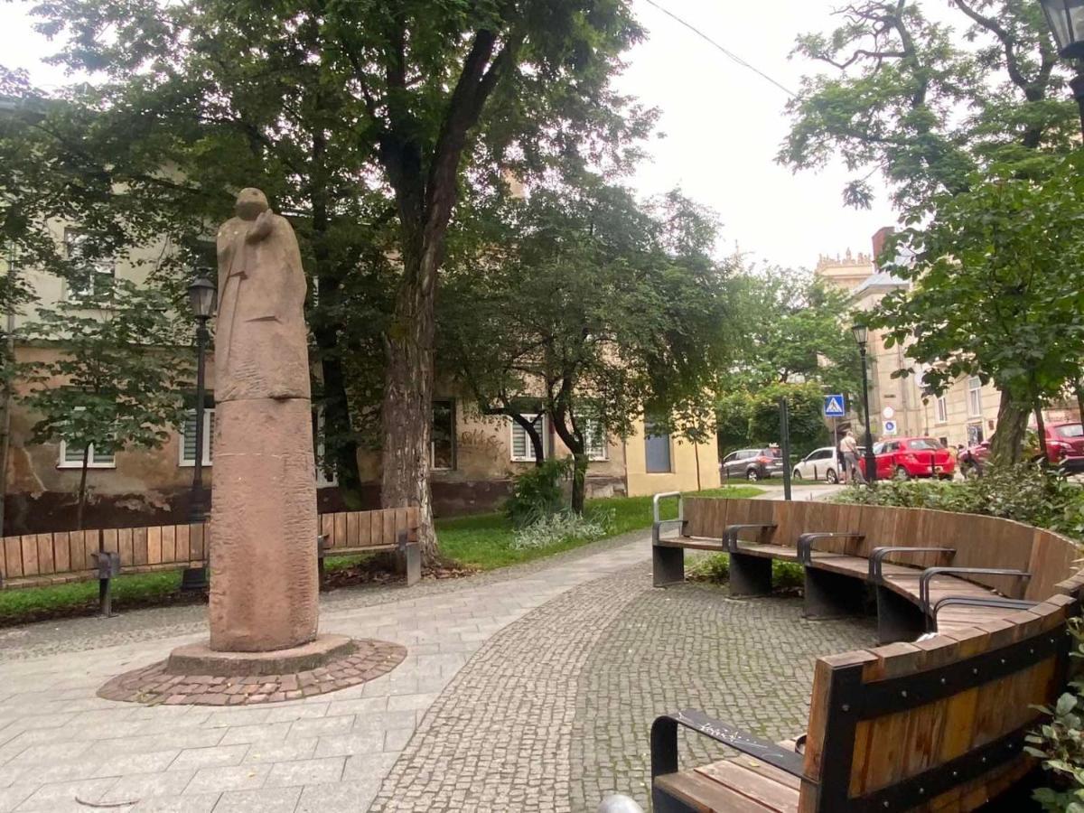 Вірменська 14 Центр Не Далеко Від Ж Д Вокзалу Звітні Документи Daire Lviv Dış mekan fotoğraf